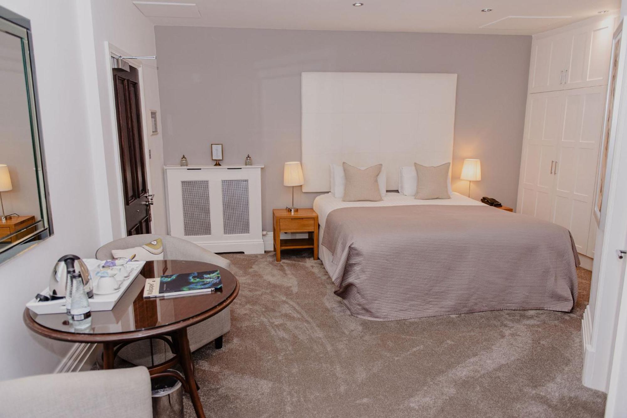Woodlands Hotel Leeds  Extérieur photo